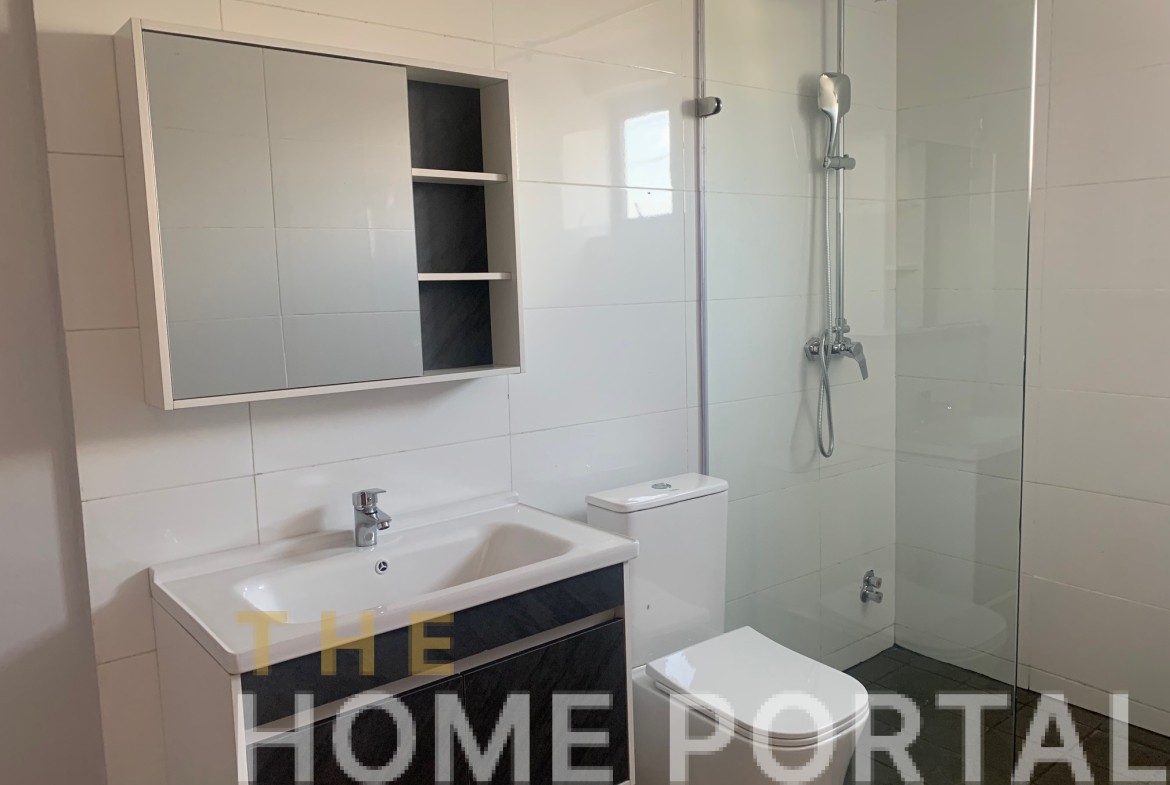 Three Bedroom house for sale at South Labadi