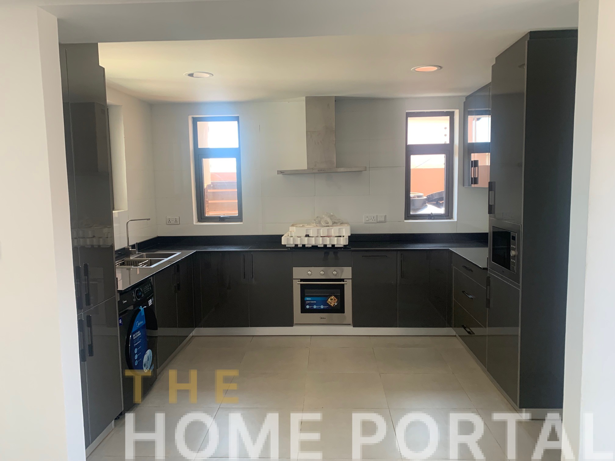 Three Bedroom house for sale at South Labadi
