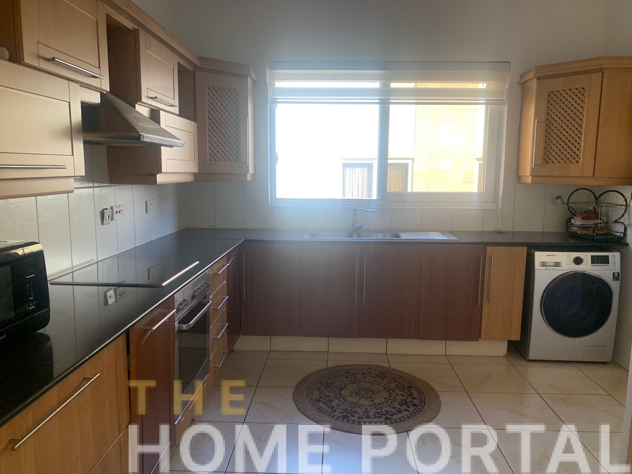 Three Bedroom Furnished apartment in Cantonments to let
