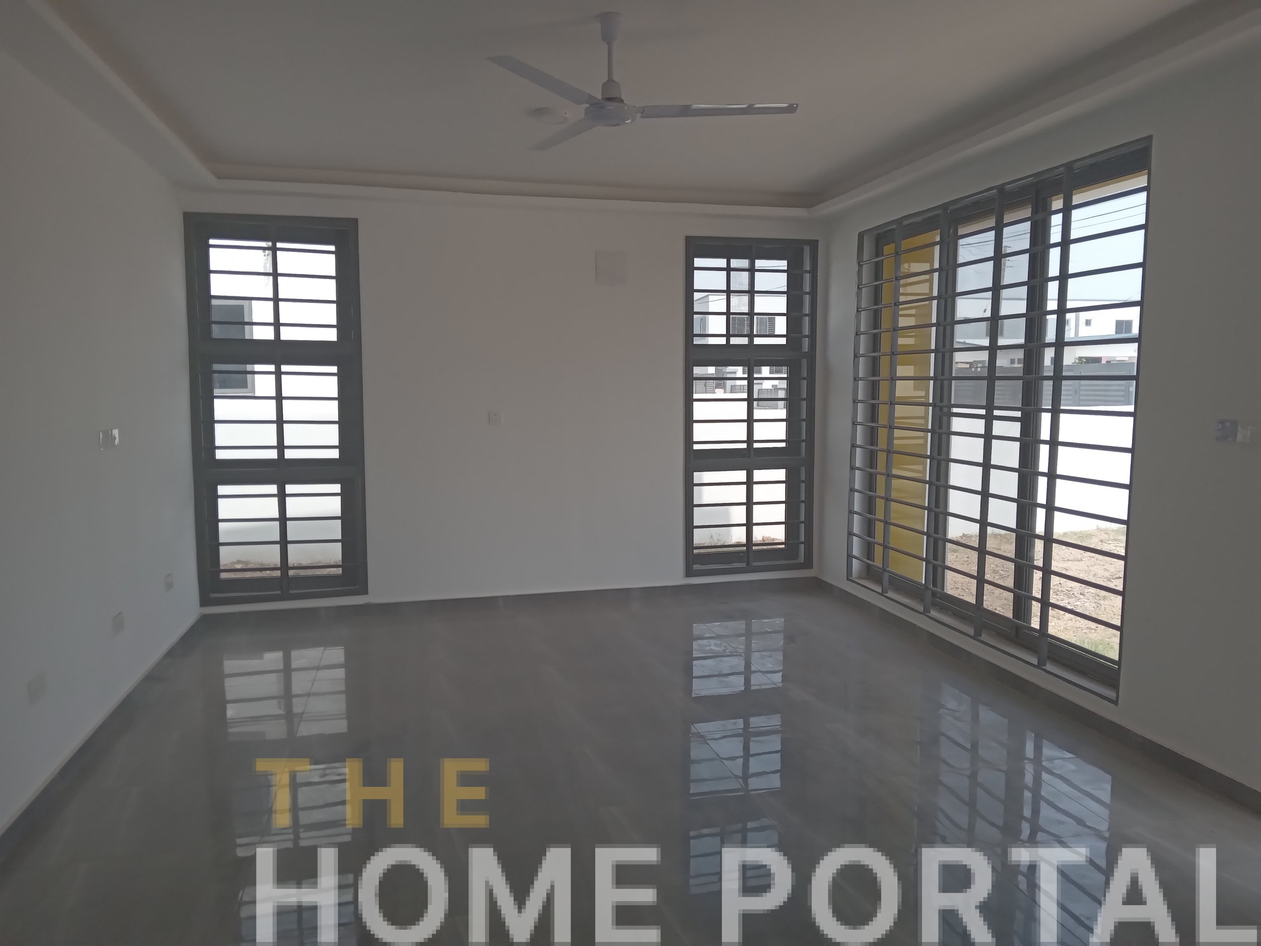 3 BEDROOM APARTMENT FOR RENT AT AIRPORT