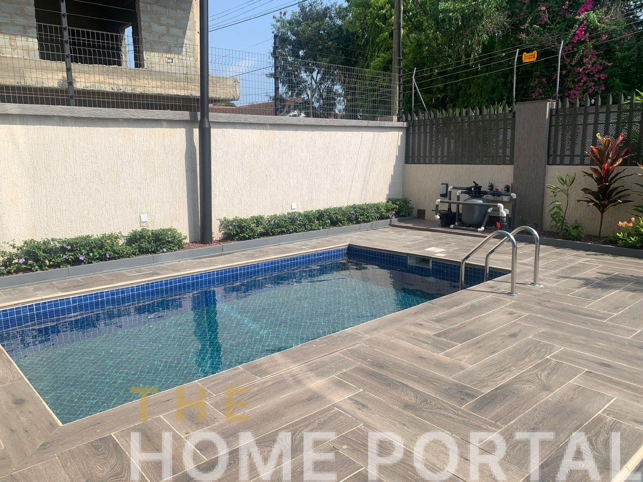 3 BEDROOM HOUSE FOR RENT AT LABONE