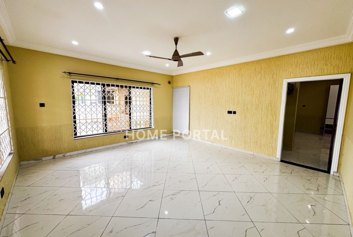 Three Bedroom to Let at Oyibi