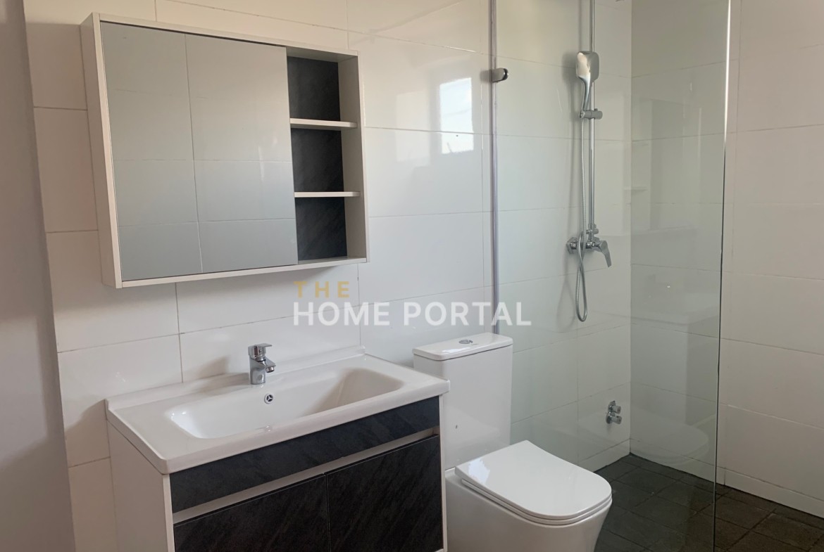 Three Bedroom House to Let at South Labadi