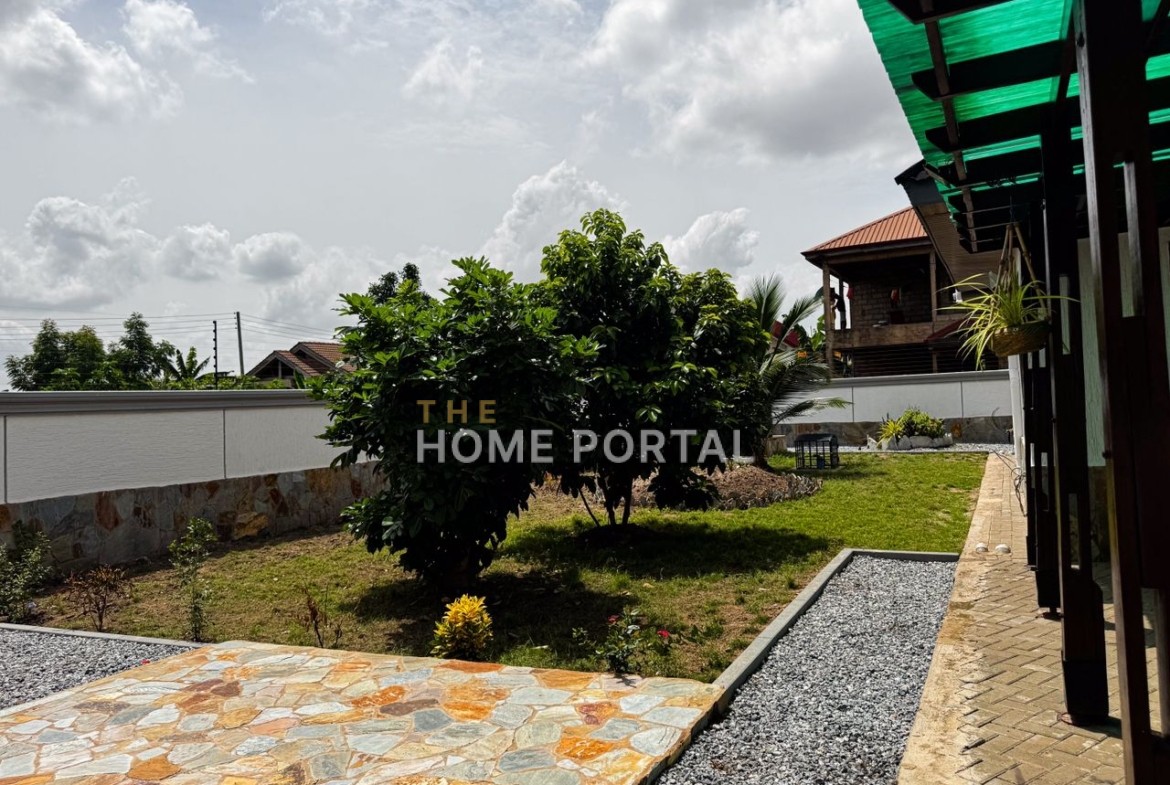 Three bedroom house at Oyibi to Let