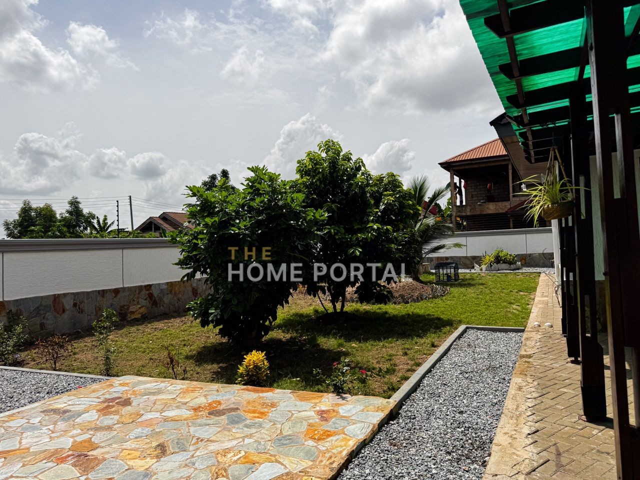 Three bedroom house at Oyibi to Let