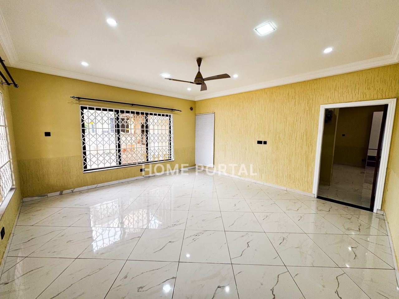 Three bedroom house at Oyibi to Let